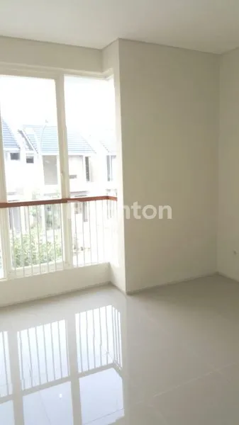 image RUMAH BARU DI BUKIT PALMA...SIAP HUNI (7)