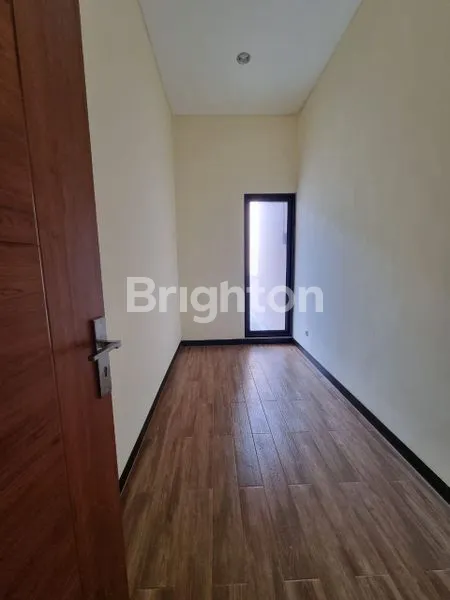 image NEW HOUSE 2 LANTAI SCANDINAVIAN MULYOSARI TENGAH (3)