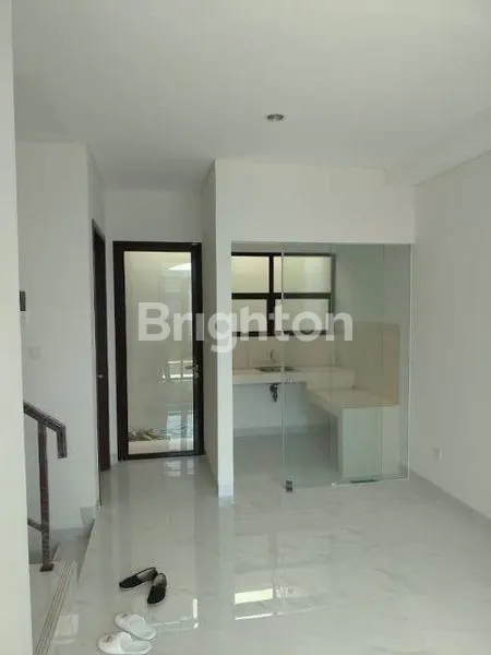 image RUMAH SEBAGUS INI DIBAWAH HARGA PASAR  (4)