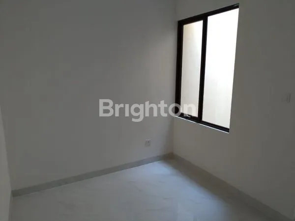 image RUMAH SEBAGUS INI DIBAWAH HARGA PASAR  (7)