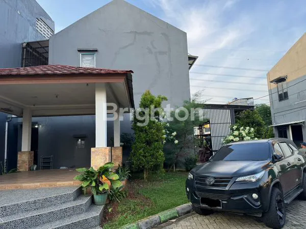 image RUMAH HOOK MODERN 2 LANTAI CLUSTER CENTRAL KARAWACI -TANGERANG (1)