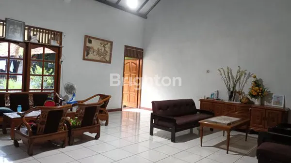 image RUMAH LUAS BEBAS BANJIR PAPANDAYAN DEKAT SEKOLAH MARIA REGINA GAJAHMUNGKUR SEMARANG (8)