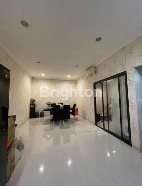 image RUMAH BAGUS MURAH 3 LANTAI (7)