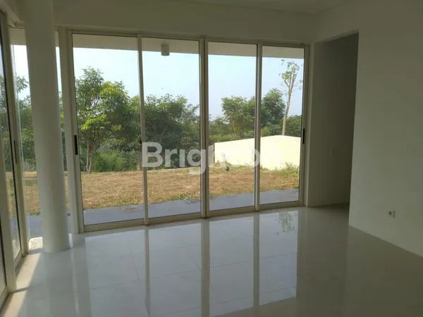 image VILA BARU GRESS DI TAMAN DAYU (2)