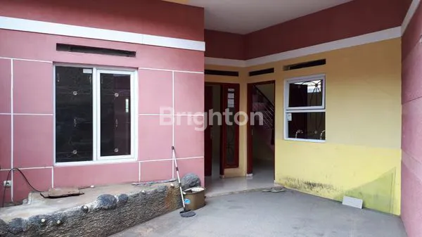 image RUMAH DI CISANGKAN PERMAI CIMAHI TIMUR (1)