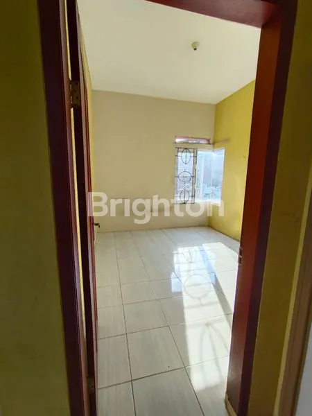 image RUMAH DI CISANGKAN PERMAI CIMAHI TIMUR (5)