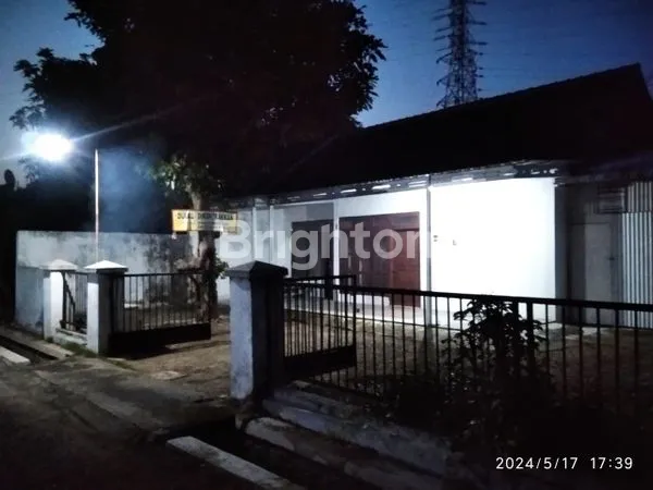 image RUMAH NYAMAN DAN LUAS TANAHNYA (3)