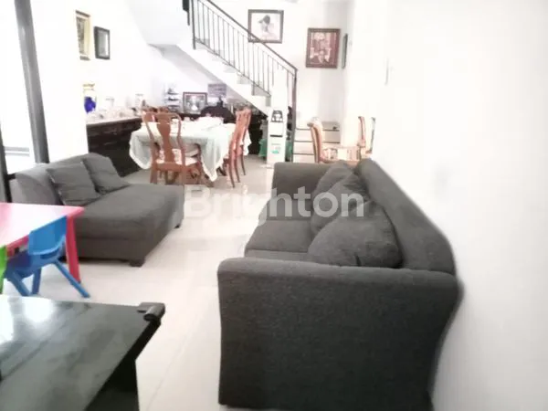 image RUMAH FULLY FURNISHED SIAP HUNI CANTIK (4)