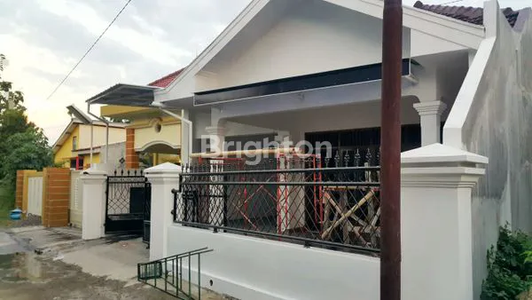 image DIJUAL RUMAH DI KOTA MADIUN (1)