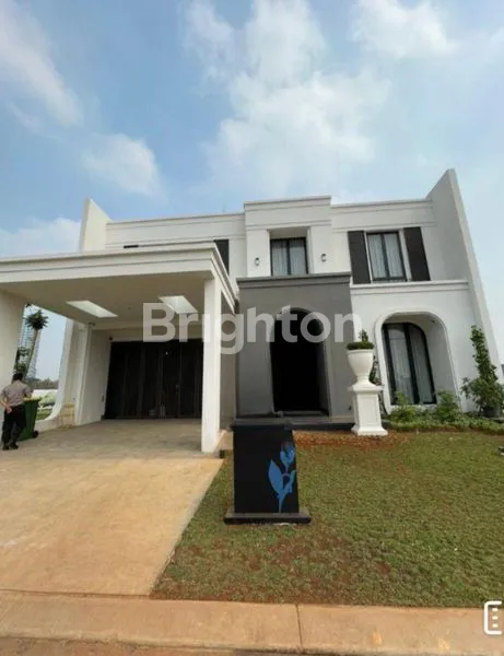 image RUMAH MEWAH 2 LANTAI + LIFT & SWIMMING POOL DI ALAM SUTERA, TANGERANG (1)