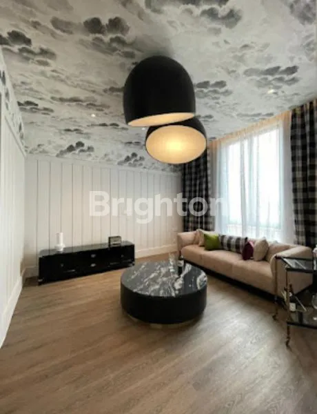 image RUMAH MEWAH 2 LANTAI + LIFT & SWIMMING POOL DI ALAM SUTERA, TANGERANG (4)