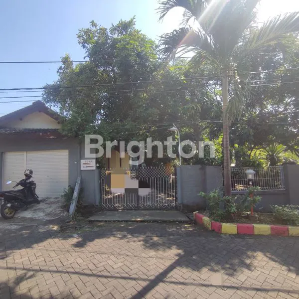 image RUMAH DENGAN TANAH LUAS  (2)