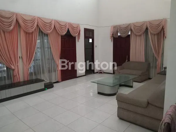 image RUMAH HITUNG TANAH LUAS 500 LEBIH DAERAH MANUKAN TANDES SURABAYA  (1)