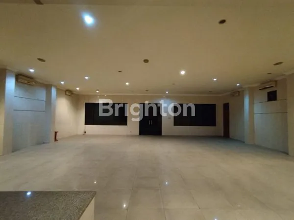 image RUMAH LOKASI STRATEGIS KEDIRI (2)