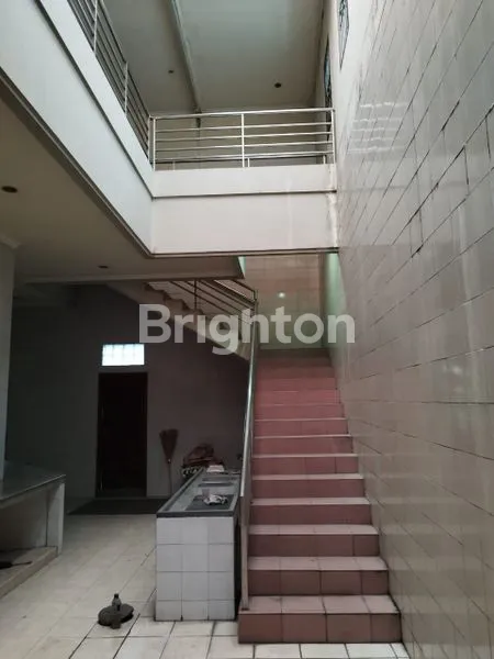 image RUMAH LOKASI STRATEGIS KEDIRI (4)