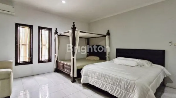 image RUMAH MEWAH GRAHA TAMAN BINTARO JAYA SEKTOR 9 TANGERANG SELATAN (5)