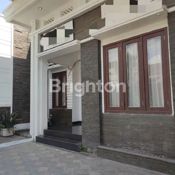 image RUMAH MEWAH 2 LANTAI (2)