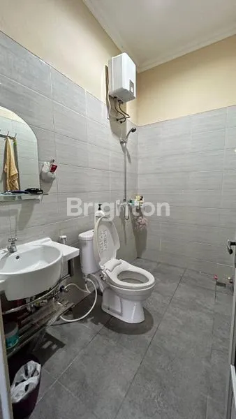 image RUMAH ELIT SERASA RUMAH BARU BANGUN BERNUANSA ASRI (8)