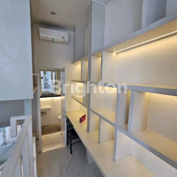 image RUMAH BARU SEMI FURNISHED SIAP HUNI UNTUK PASANGAN BARU DI KOMPLEK TABEBUYA BSD CITY (6)