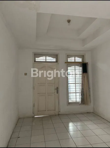 image RUMAH SIAP HUNI DEKAT PVJ PARIS VAN JAVA MALL (6)