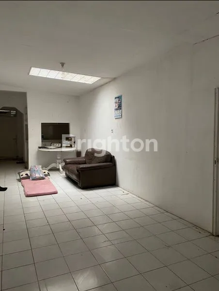 image RUMAH SIAP HUNI DEKAT PVJ PARIS VAN JAVA MALL (4)