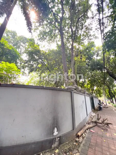 image JUAL TANAH KAWASAN STRATEGIS DAERAH MENTENG, JAKARTA PUSAT. DEKAT TAMAN SUROPATI, 5 MENIT KE GRAND INDONESIA (2)