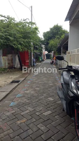 image COCOK UNTUK INVESTASI MAUPAUN BISNIS KOS2AN,  LOKASI STRATEGIS DIKOTA GRESIK, SELANGKAH KE TOL GRESIK SBY,  (3)