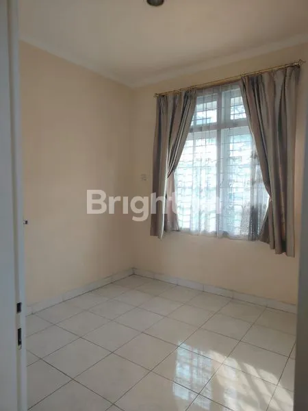 image RUMAH DI LIPPO KARAWACI CENTRAL TANGERANG (2)