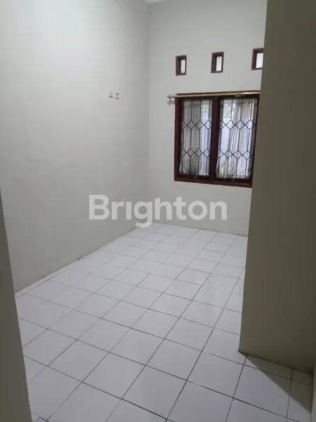 image RUMAH SIAP HUNI VILLA MAHKOTA PESONA (3)