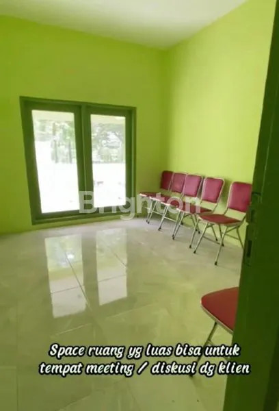 image RUMAH COCOK UNTUK USAHA DI NGINDEN INTAN TENGAH   (4)