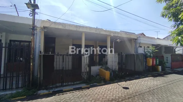 image RUMAH SECOND STRATEGIS RUNGKUT MAPAN DEKAT SIER MERR TOL TAMBAK SUMUR GUNUNGANYAR PENJARINGAN  (1)