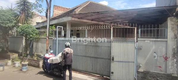 image RUMAH MURAH SEMI FURNISHED DI DAERAH PASIRLUYU BANDUNG (1)