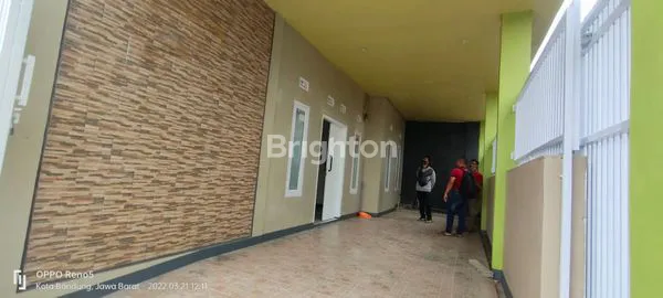 image RUMAH DENGAN TEMPAT USAHA DI CILENGKRANG CIBIRU  (2)