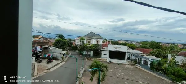 image RUMAH DENGAN TEMPAT USAHA DI CILENGKRANG CIBIRU  (8)