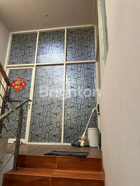 image RUKO DI JALAN PETEMON BARAT SURABAYA PUSAT COCOK UNTUK USAHA, KANTOR, KLINIK, PLAYGROUP, MAUPUN RUMAH TINGGAL (2)