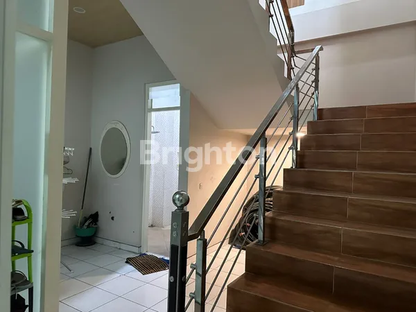 image RUKO DI JALAN PETEMON BARAT SURABAYA PUSAT COCOK UNTUK USAHA, KANTOR, KLINIK, PLAYGROUP, MAUPUN RUMAH TINGGAL (8)