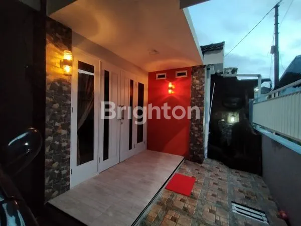 image HUNIAN NYAMAN 120M² DEKAT STASIUN KA DI MANUKAN SURABAYA (1)