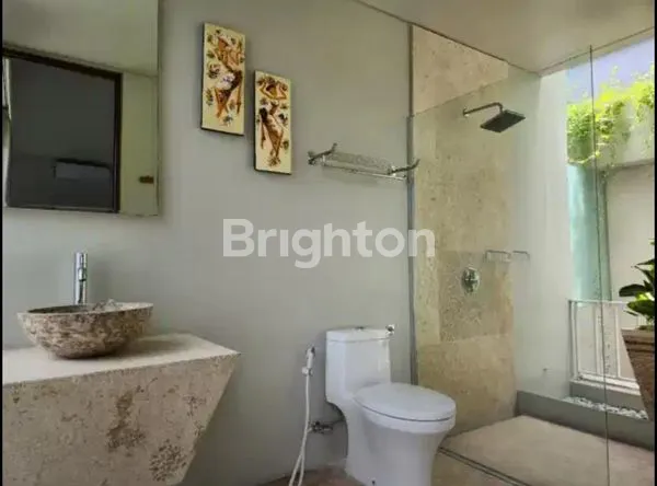 image DIJUAL RUMAH MODEL VILLA NYAMAN DAN ASRI DI JIMBARAN (5)
