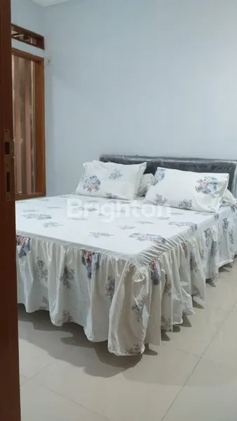 image RUMAH MINIMALIS SUDAH FULL RENOV  SIAP HUNI DI LOKASI STRATEGIS TAMAN GALAXY BEKASI (7)