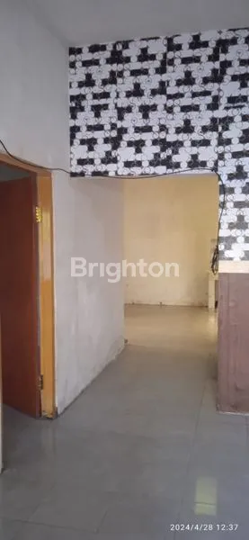 image DISEWAKAN RUMAH HOOK, SIAP HUNI DI WISMA TROPODO WARU  (3)