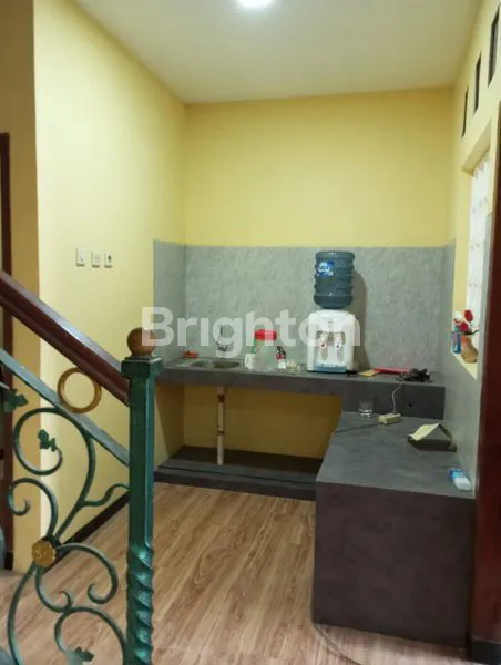 image RUMAH BAGUS TERAWAT SIAP HUNI FAJAR INDAH SOLO BARAT (6)