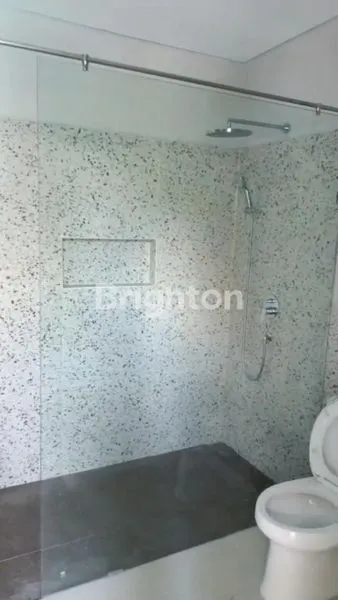 image VILLA JL TAMAN SARI- KEROBOKAN.  LOKASI STRATEGIS (5)