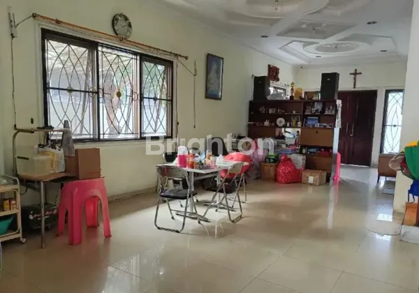 image RUMAH JELAMBAR NGANTONG HOKI 13,5 X 11,5 JAKARTA BARAT (3)