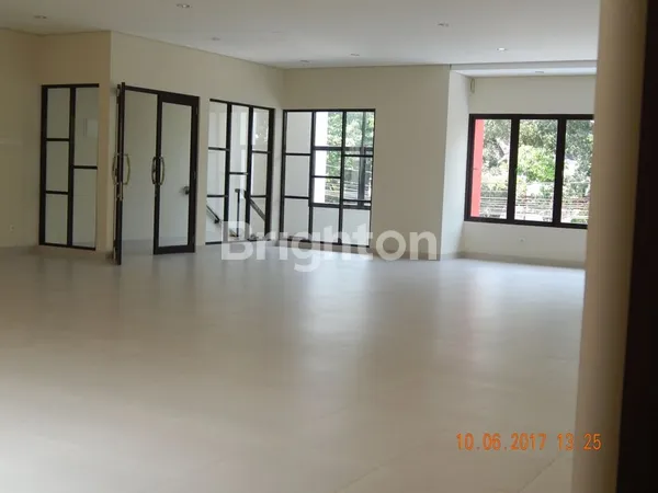 image DIJUAL RUKO LOKASI STRATEGIS, IMB USAHA, PINGGIR JALAN RAYA DI CIRACAS, JAKARTA TIMUR (3)