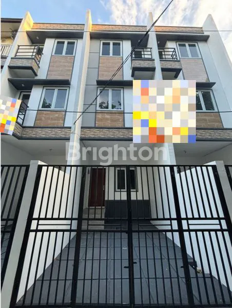 image RUMAH DI TAMAN RATU JAKARTA BARAT (1)