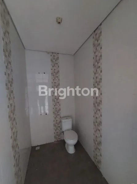 image RUMAH DI TAMAN RATU JAKARTA BARAT (2)