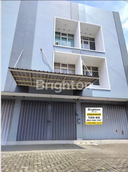 image DISEWAKAN RUKO BARU 3 LANTAI JALAN RAYA BERBEK SIDOARJO (1)