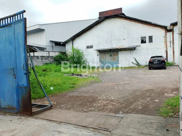 image SEWA GUDANG STRATEGIS, DEPAN JALAN LEBAR, PAMULARSIH , SEMARANG (2)