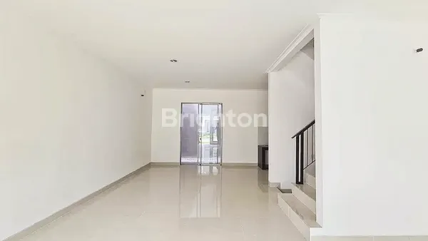 image RUMAH PIANO GOLF ISLAND PIK, 2 LANTAI UKURAN 6X15M SIAP HUNI LOKASI STRATEGIS FASILITAS PREMIUM (8)