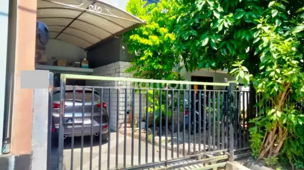 image  RUMAH RAYAN REGENCY, DEKAT DIAN ISTANA, DEKAT GRAHA FAMILI, DEKAT PAKUWON MALL PTC (1)